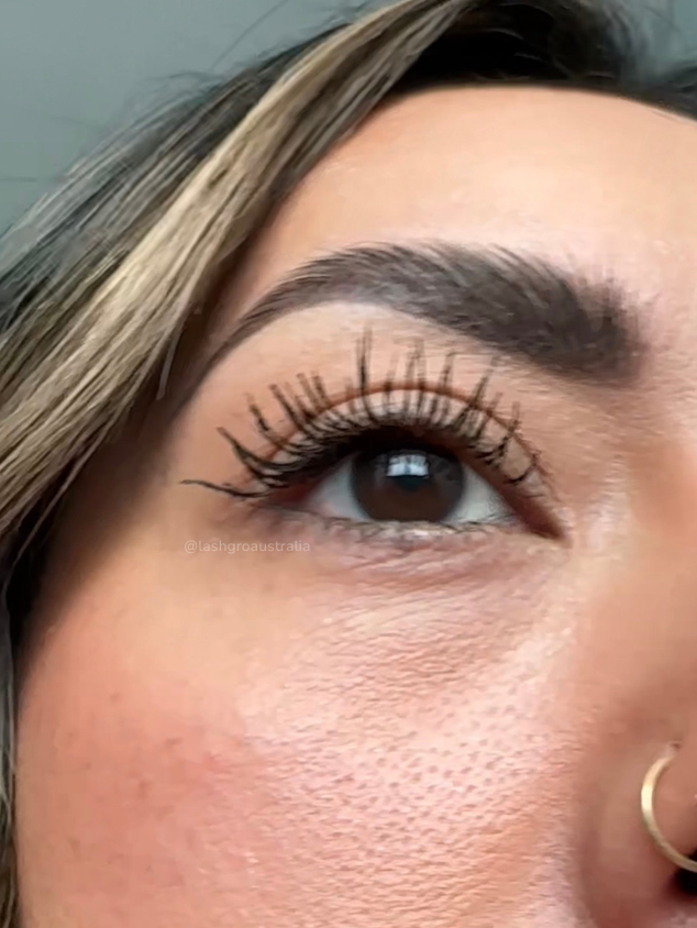 lashgro results with mascara and serum
