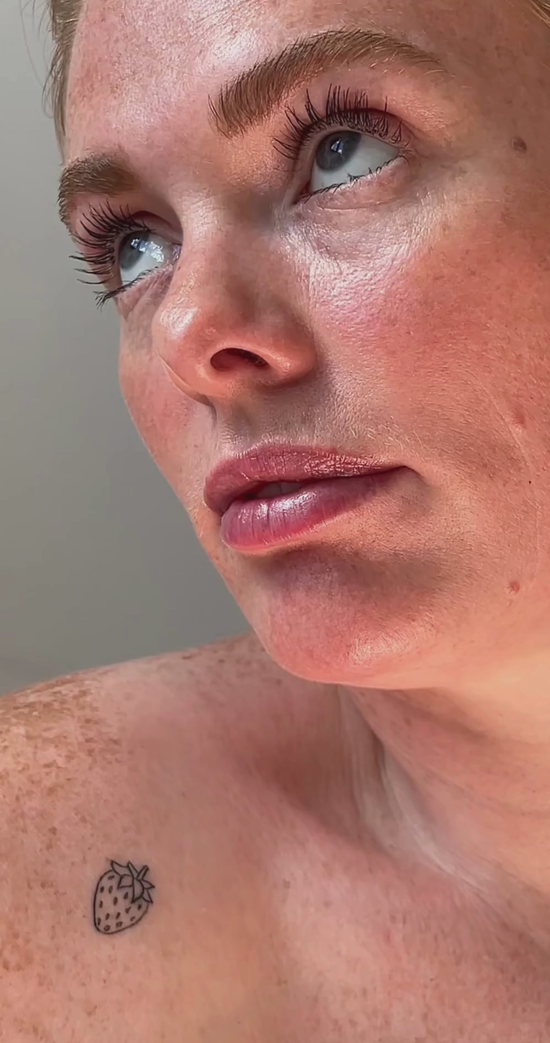 eyelash curl and mascara